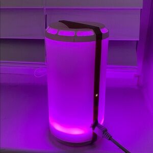 Scentsy Air Go White Pod Portable USB changes colors